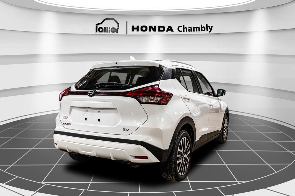 2022 Nissan Kicks SV  FREINS NEUFS AUX 4 ROUES I MAGS I DEMARREUR I SIEGES CHAUFFANTS I CARPLAY I in Montréal, Quebec - 7 - w1024h768px