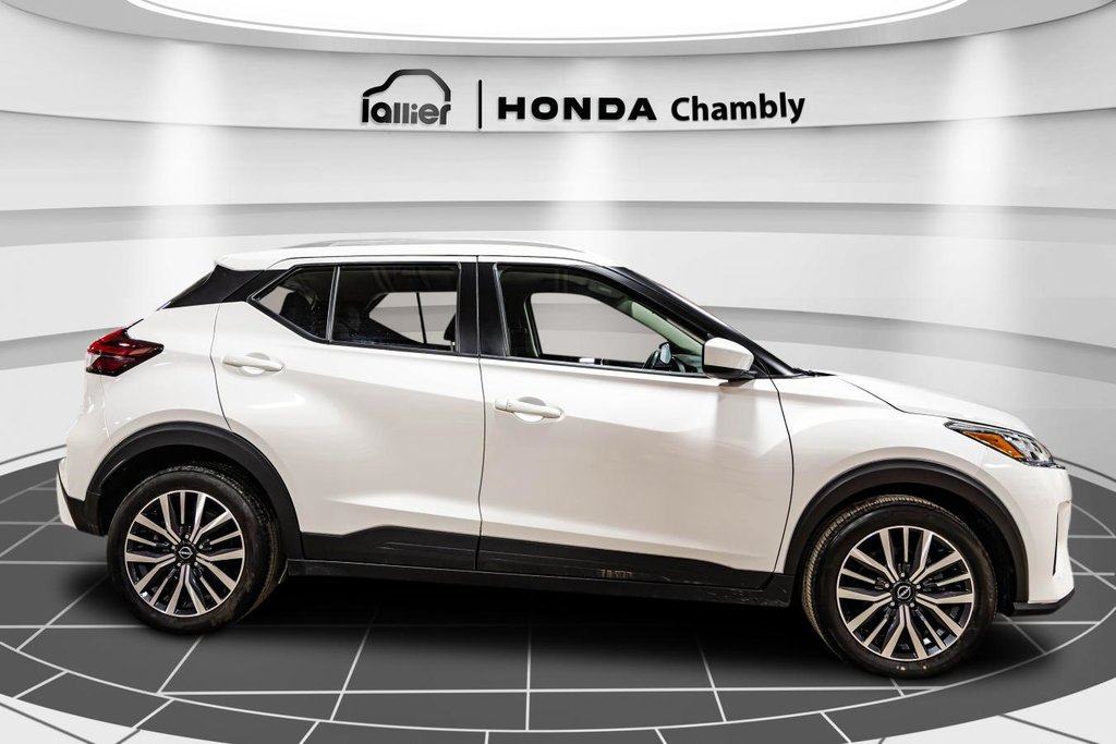 2022 Nissan Kicks SV  FREINS NEUFS AUX 4 ROUES I MAGS I DEMARREUR I SIEGES CHAUFFANTS I CARPLAY I in Montréal, Quebec - 8 - w1024h768px