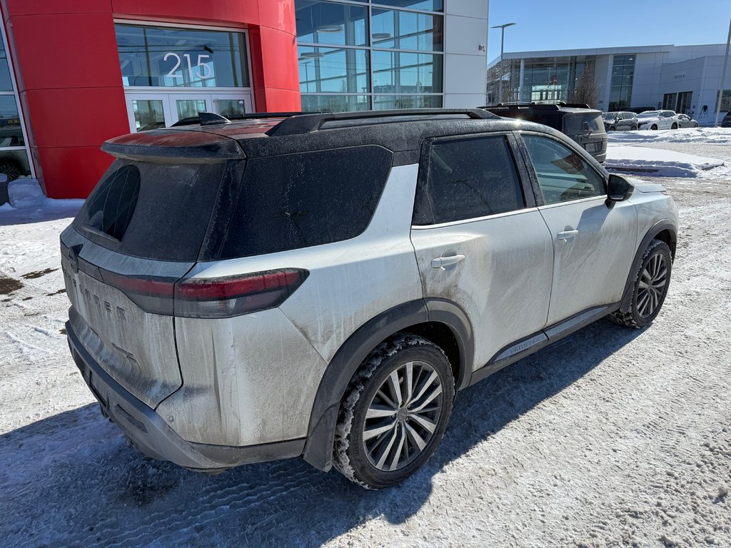 Nissan Pathfinder Platinum 2024 à , Québec - 7 - w1024h768px