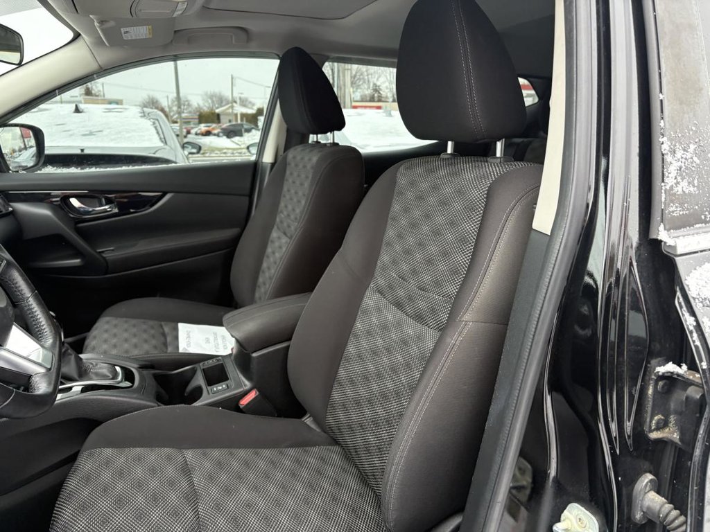 2018 Nissan Qashqai SV AWD 33 000 KM I JAMAIS ACCIDENTÉ I TOIT OUVRANT I MAGS DEMARREUR I in , Quebec - 6 - w1024h768px