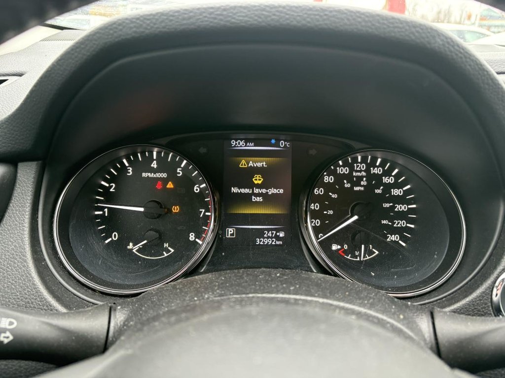 2018 Nissan Qashqai SV AWD 33 000 KM I JAMAIS ACCIDENTÉ I TOIT OUVRANT I MAGS DEMARREUR I in , Quebec - 9 - w1024h768px