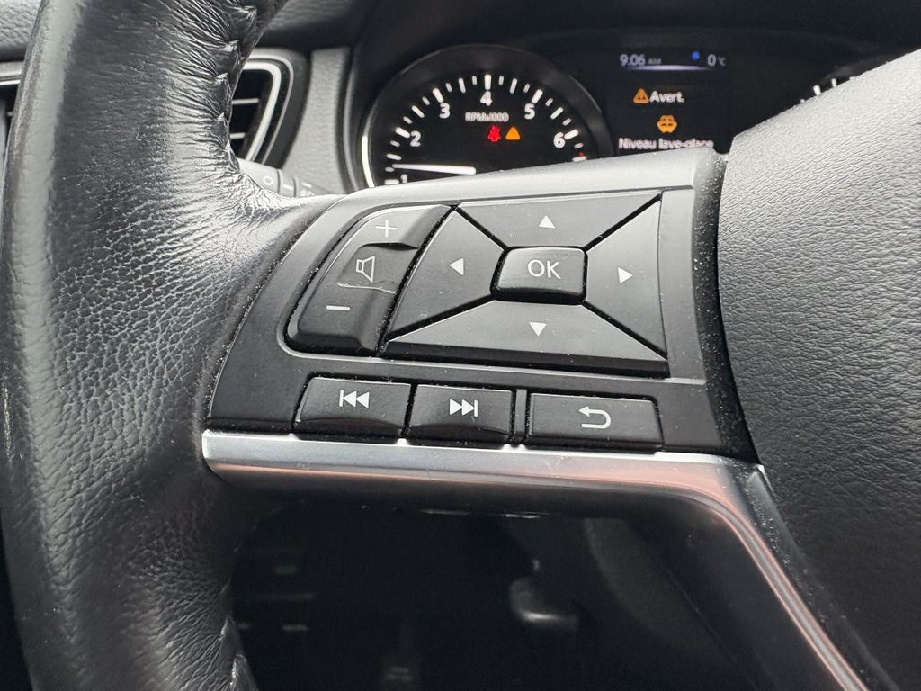2018 Nissan Qashqai SV AWD 33 000 KM I JAMAIS ACCIDENTÉ I TOIT OUVRANT I MAGS DEMARREUR I in , Quebec - 8 - w1024h768px