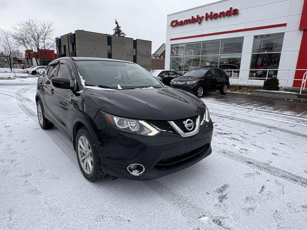 2018 Nissan Qashqai SV AWD 33 000 KM I JAMAIS ACCIDENTÉ I TOIT OUVRANT I MAGS DEMARREUR I in , Quebec - 1 - w1024h768px