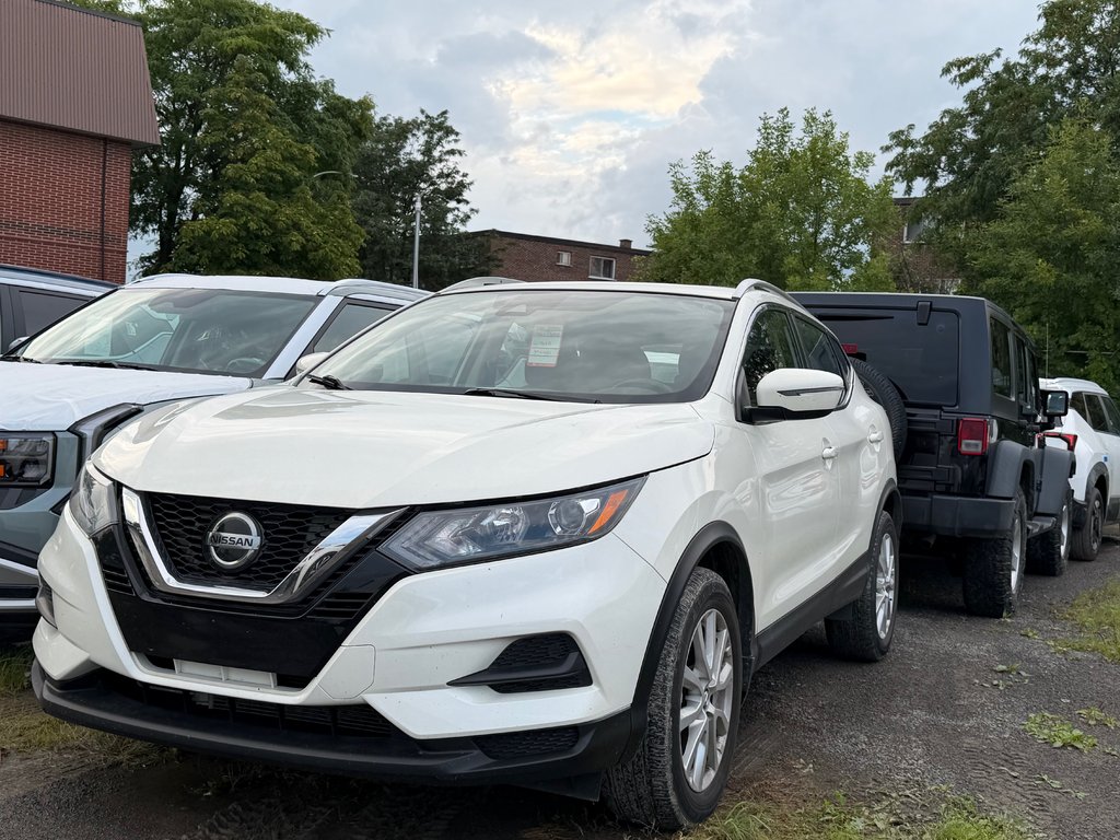2020 Nissan Qashqai SV in Montréal, Quebec - 1 - w1024h768px