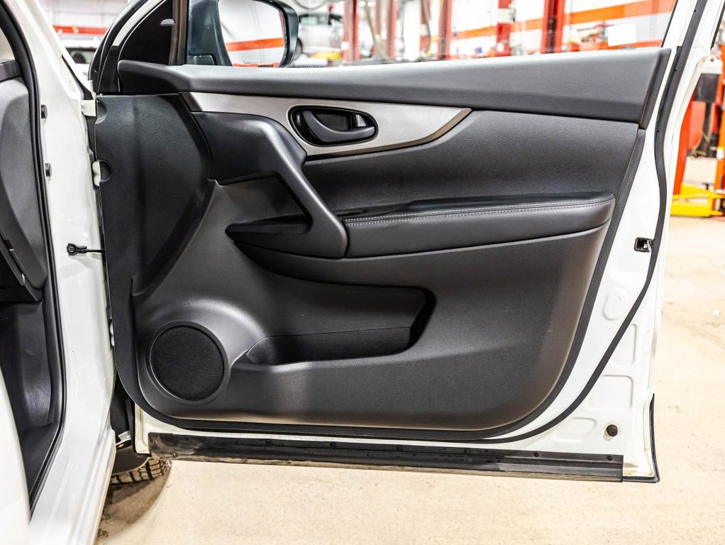 Nissan Qashqai S AWD 32 000 KM SEULEMENT I SIEGES CHAUFFANTS I CAMERA I CARPLAY I SECURITE ACTIVE 2021 à Montréal, Québec - 16 - w1024h768px