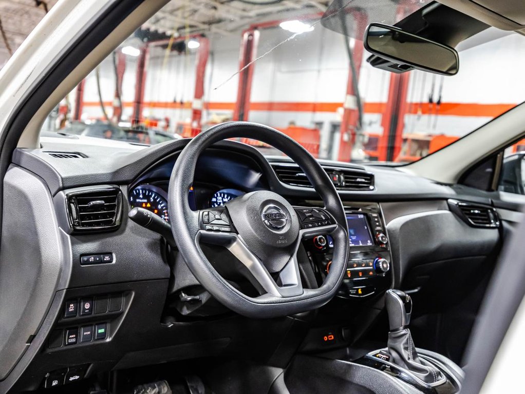Nissan Qashqai S AWD 32 000 KM SEULEMENT I SIEGES CHAUFFANTS I CAMERA I CARPLAY I SECURITE ACTIVE 2021 à Montréal, Québec - 19 - w1024h768px