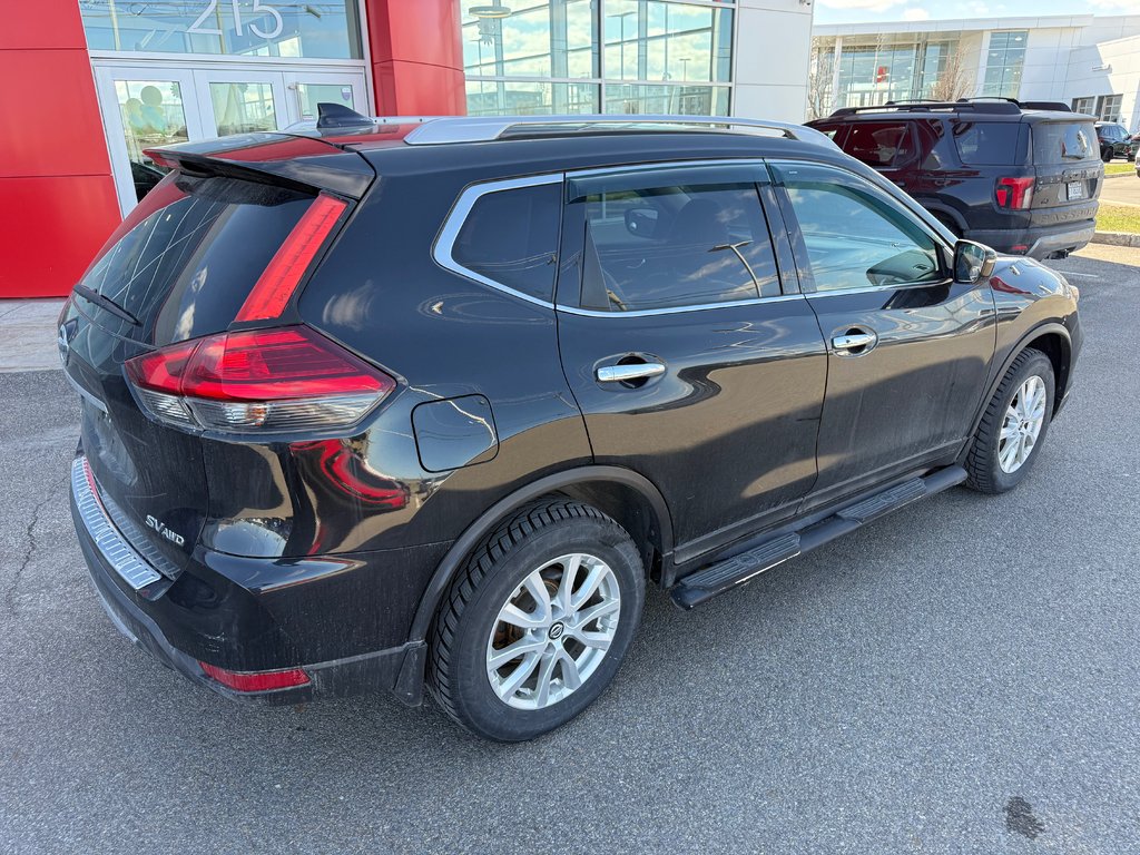 Nissan Rogue SV AWD 2017 à Lachenaie, Québec - 6 - w1024h768px