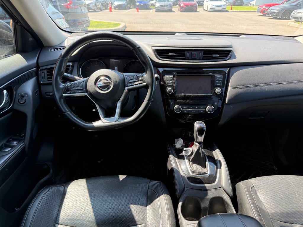 2017 Nissan Rogue SL/AWD/16 DOSSIERS ENTRETIENT/JAMAIS ACCIDENTÉ in Montréal, Quebec - 10 - w1024h768px