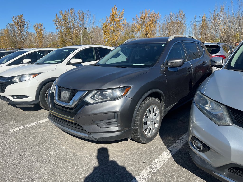 Nissan Rogue S 2017 à Montréal, Québec - 1 - w1024h768px