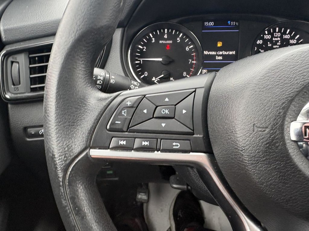 2019 Nissan Rogue SV AWD JAMAIS ACCIDENTÉ I TOIT PANOREMIQUE I MAGS I DEMARREUR I SIEGES CHAUFFANTS I CARPLAY in , Quebec - 9 - w1024h768px
