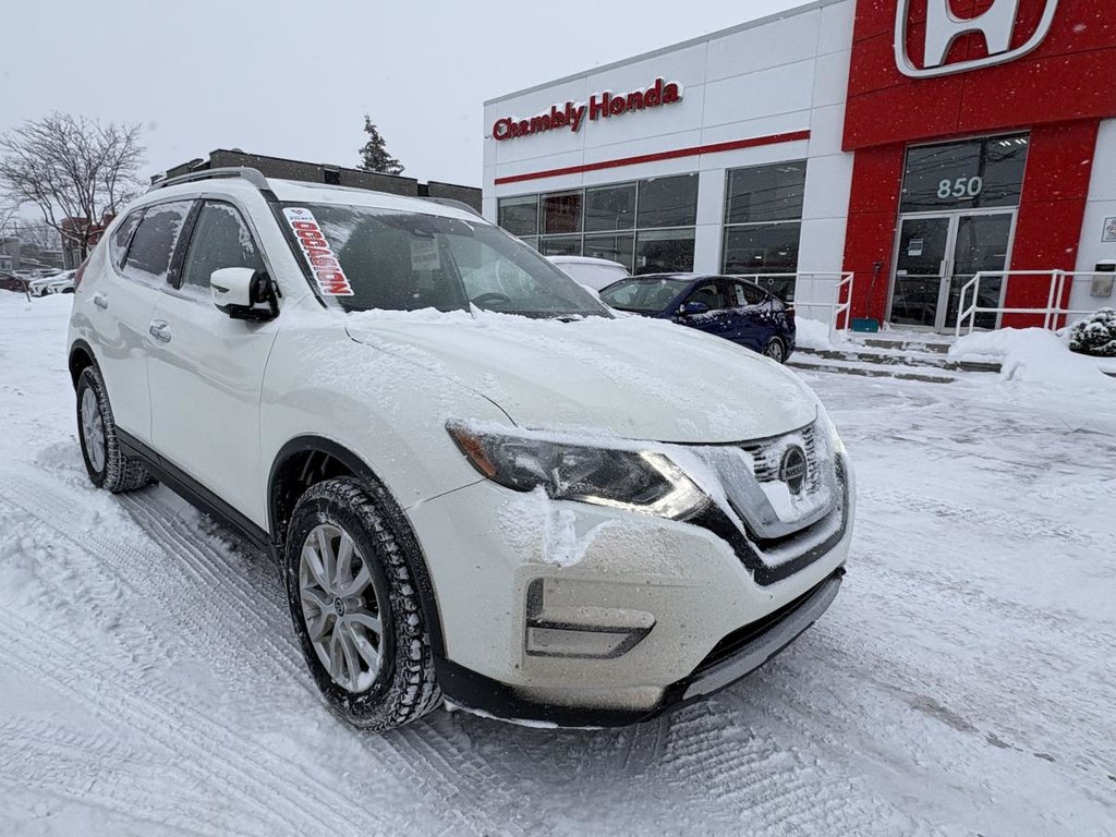 2019 Nissan Rogue SV AWD JAMAIS ACCIDENTÉ I TOIT PANOREMIQUE I MAGS I DEMARREUR I SIEGES CHAUFFANTS I CARPLAY in , Quebec - 1 - w1024h768px