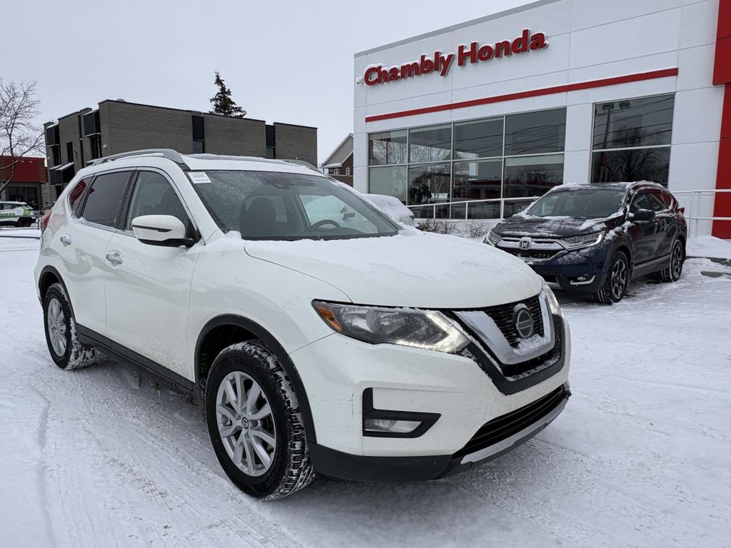 2020 Nissan Rogue SV AWD I  MAGS I TOIT PANORAMIQUE I SIEGES CHAUFFANTS I DEMARREUR I CAMERA I SECURITE ACTIVE in , Quebec - 1 - w1024h768px