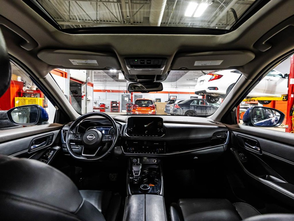 Nissan Rogue SL AWD CUIR I TOIT OUVRANT I SIEGES CHAUFFANTS I MAGS I DEMARREUR I SECURITE ACTIVE 2022 à Montréal, Québec - 15 - w1024h768px