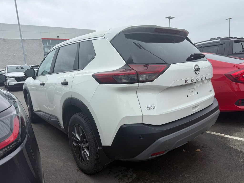 2023 Nissan Rogue S AWD in Montreal, Quebec - 6 - w1024h768px