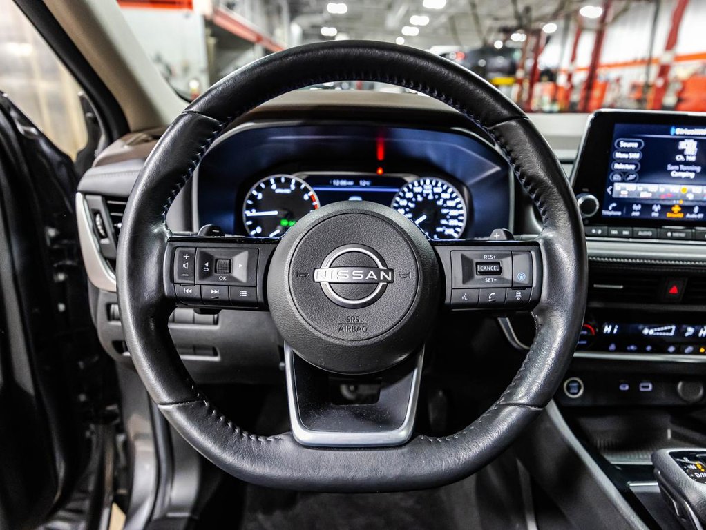Nissan Rogue SV Moonroof AWD I CARPLAY I SIEGES ET VOLANT CHAUFFANTS I TOIT PANORAMIQUE I MAGS I DEMARREUR I 2023 à , Québec - 23 - w1024h768px