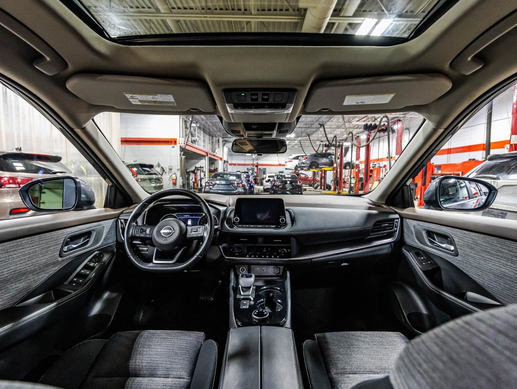 Nissan Rogue SV Moonroof AWD I CARPLAY I SIEGES ET VOLANT CHAUFFANTS I TOIT PANORAMIQUE I MAGS I DEMARREUR I 2023 à , Québec - 15 - w1024h768px