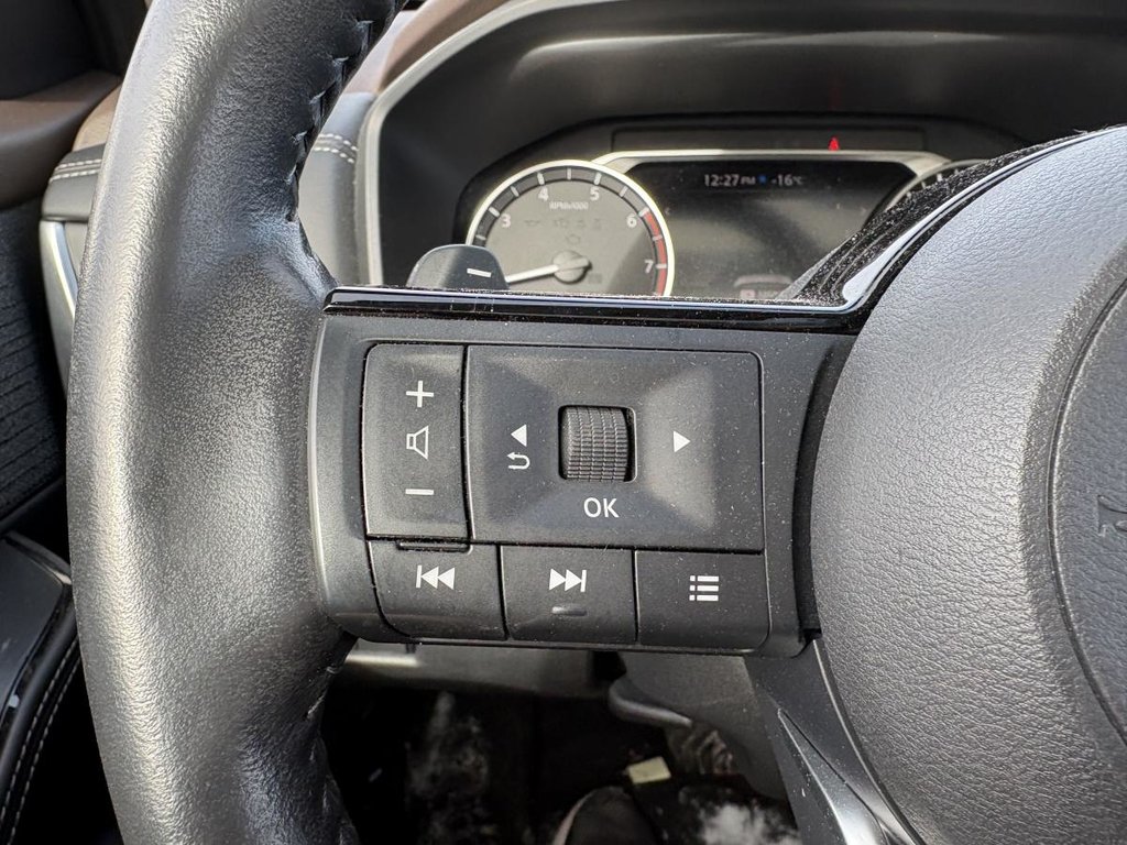 Nissan Rogue SV Moonroof AWD I CARPLAY I SIEGES ET VOLANT CHAUFFANTS I TOIT PANORAMIQUE I MAGS I DEMARREUR I 2023 à , Québec - 9 - w1024h768px