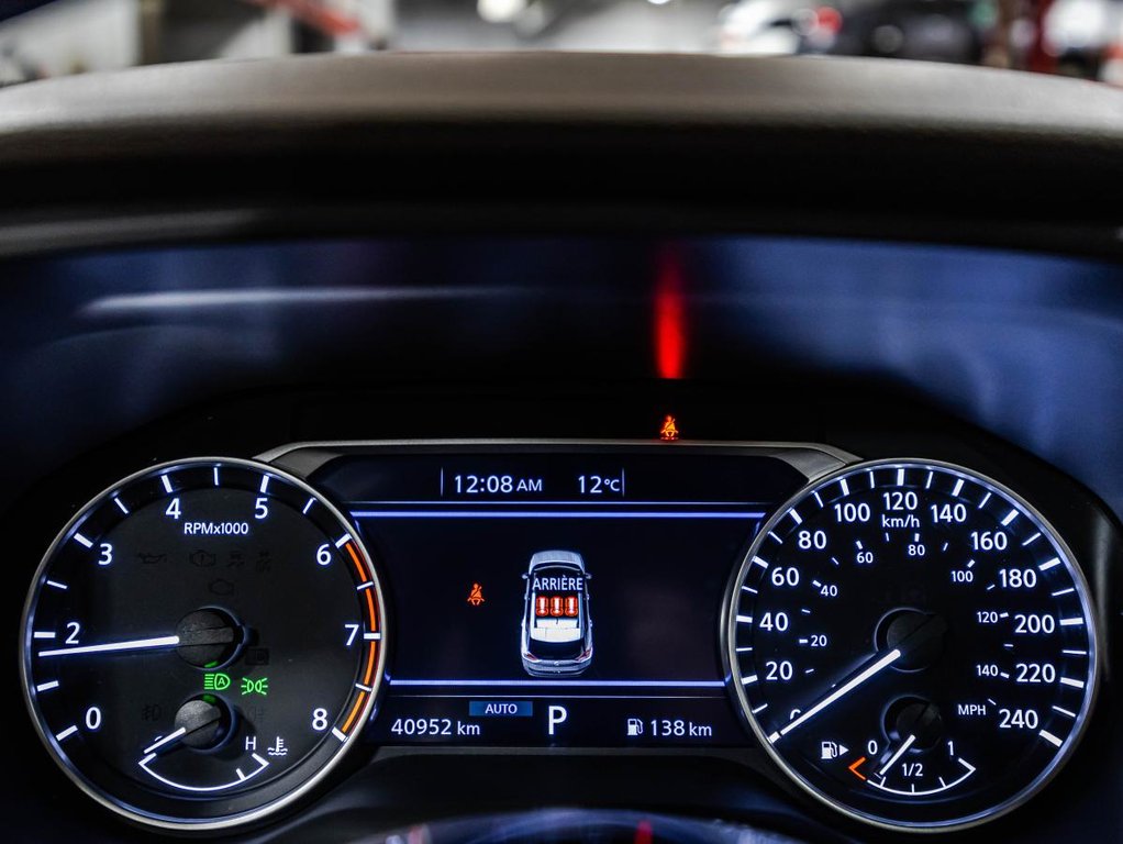 Nissan Rogue SV Moonroof AWD I CARPLAY I SIEGES ET VOLANT CHAUFFANTS I TOIT PANORAMIQUE I MAGS I DEMARREUR I 2023 à Montréal, Québec - 24 - w1024h768px