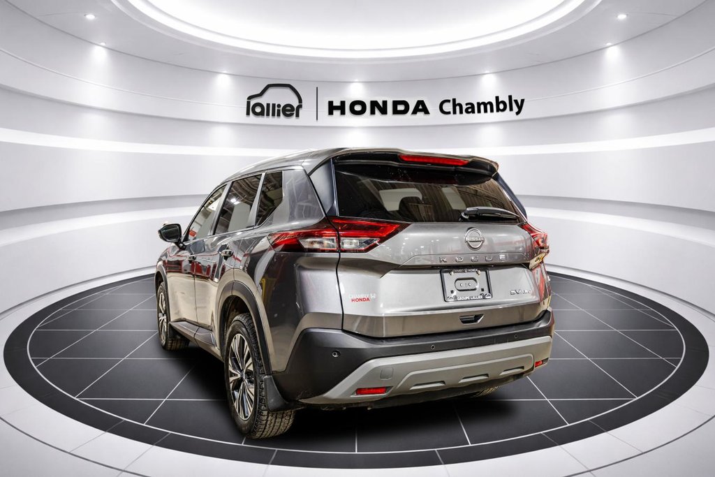 Nissan Rogue SV Moonroof 2023 à Montréal, Québec - 5 - w1024h768px