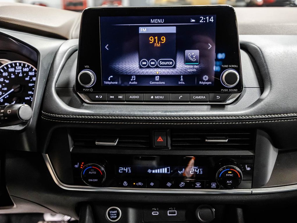 Nissan Rogue SV Moonroof 2023 à Montréal, Québec - 25 - w1024h768px