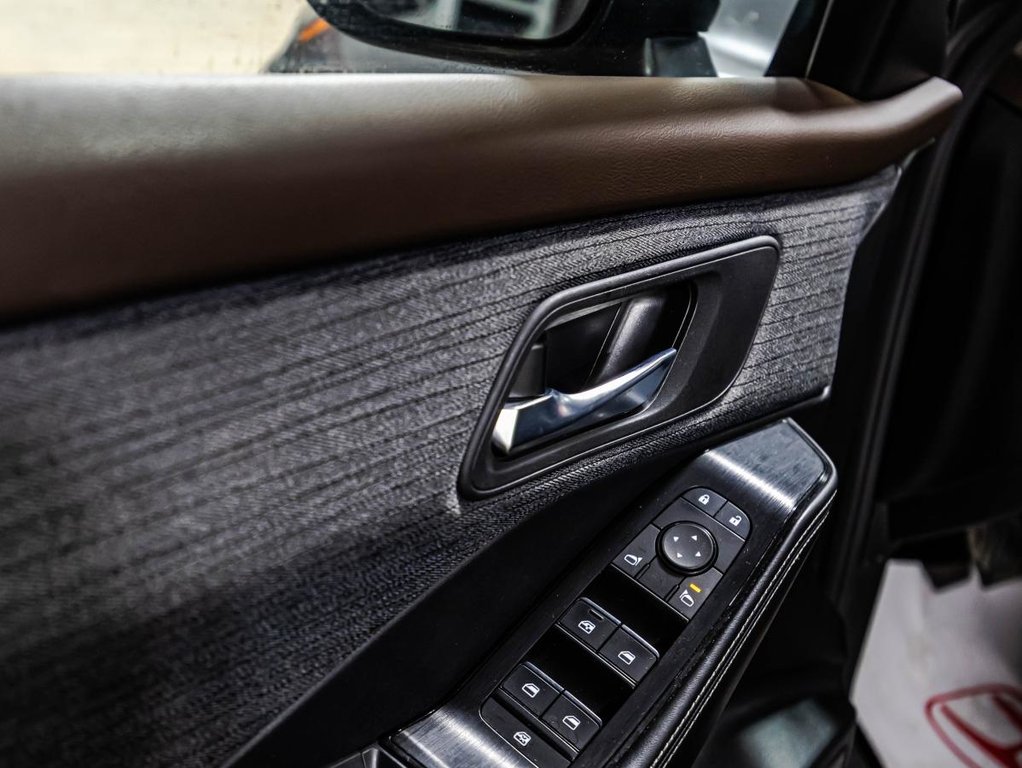 Nissan Rogue SV Moonroof 2023 à Montréal, Québec - 12 - w1024h768px