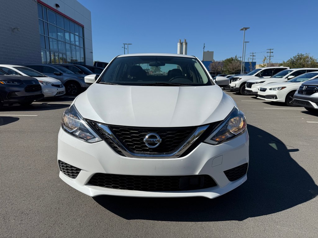 Nissan Sentra SV 2018 à Montréal, Québec - 2 - w1024h768px