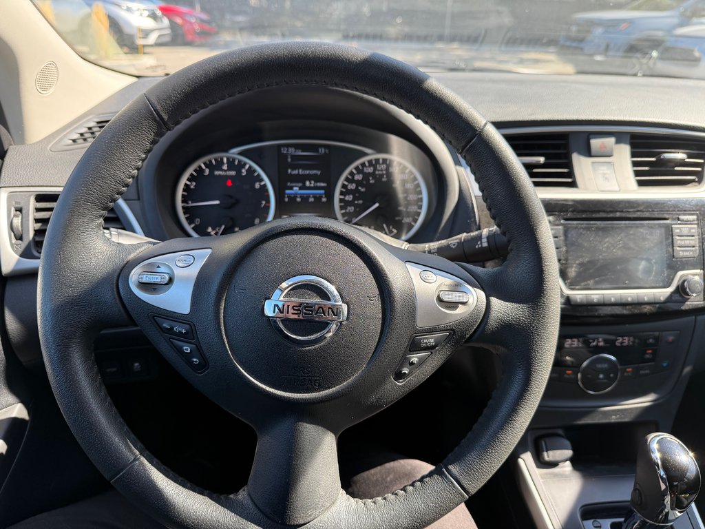 Nissan Sentra SV 2018 à Montréal, Québec - 7 - w1024h768px