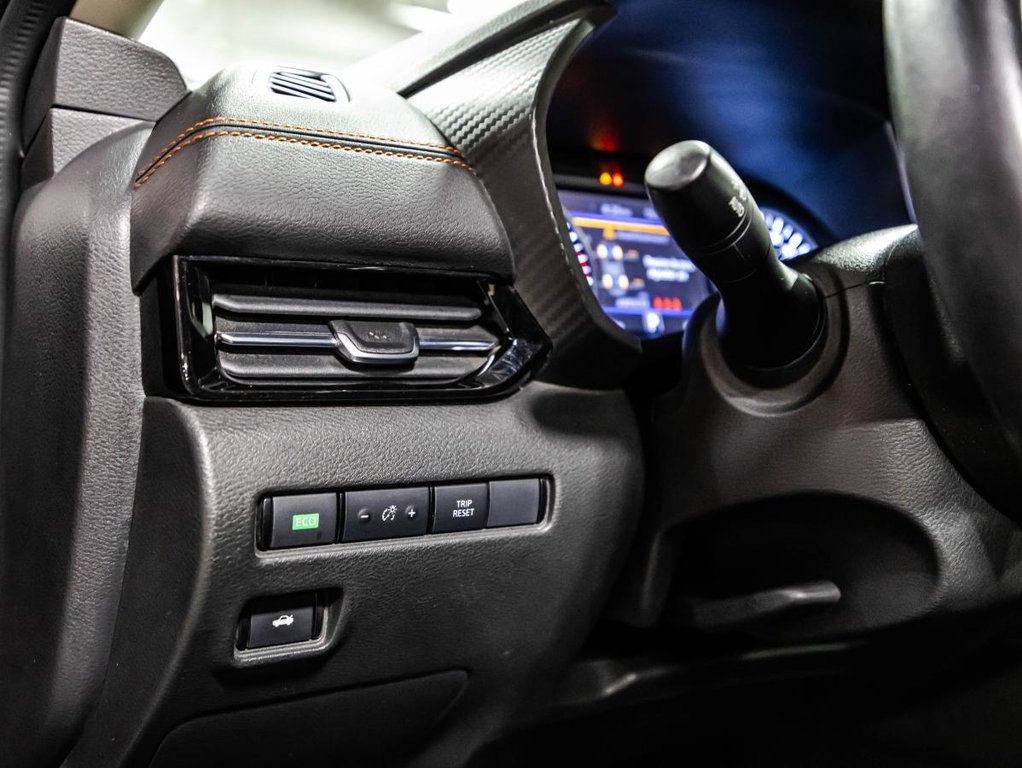 2020 Nissan Sentra SR NOIR SUR NOIR IMPECCABLE in , Quebec - 22 - w1024h768px