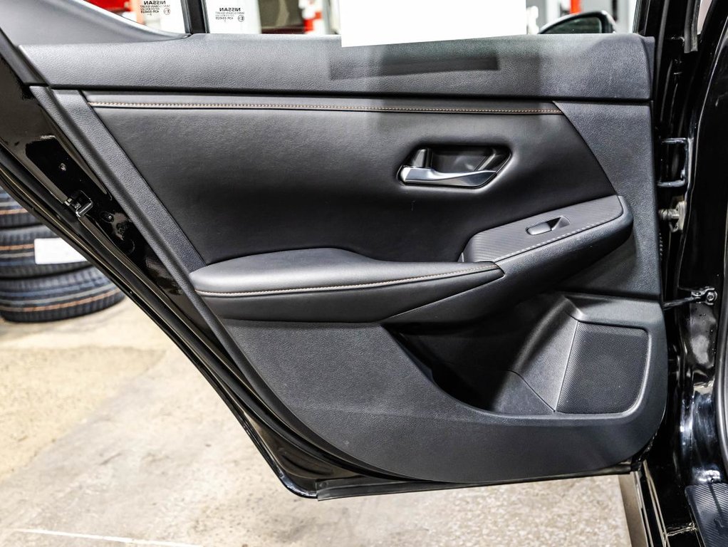 2020 Nissan Sentra SR NOIR SUR NOIR IMPECCABLE in , Quebec - 13 - w1024h768px