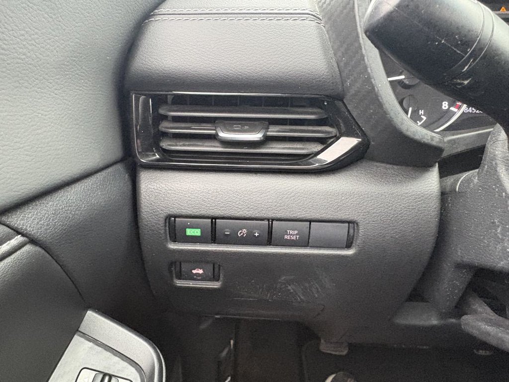 2022 Nissan Sentra SV CARPLAY I SIEGES CHAUFFANTS I TOIT OUVRANT I DEMARREURE I SECURITE ACTIVE in Montréal, Quebec - 11 - w1024h768px