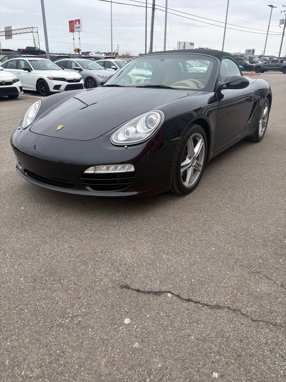 Porsche Boxster 6 vitesse 2012 à Lachenaie, Québec - 1 - w1024h768px