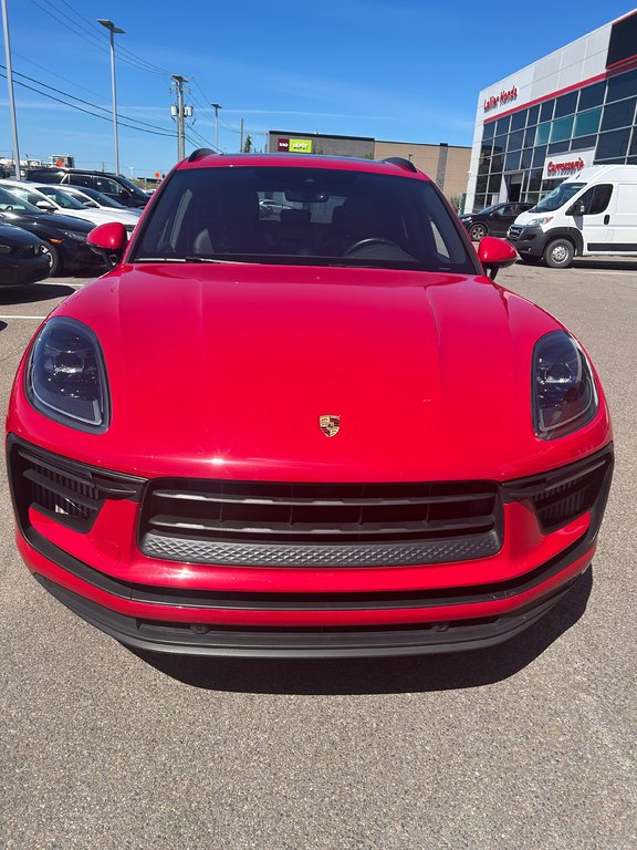 Porsche Macan S 2022 à , Québec - 9 - w1024h768px