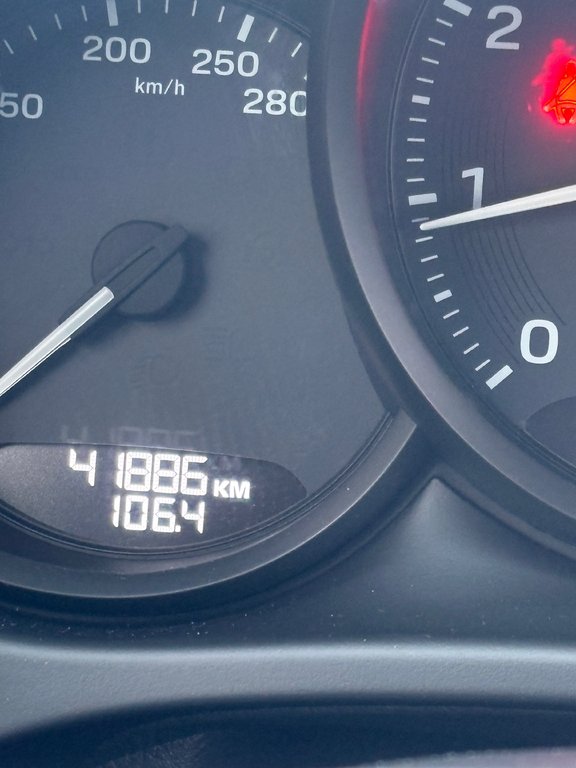 2023 Porsche Macan in , Quebec - 8 - w1024h768px