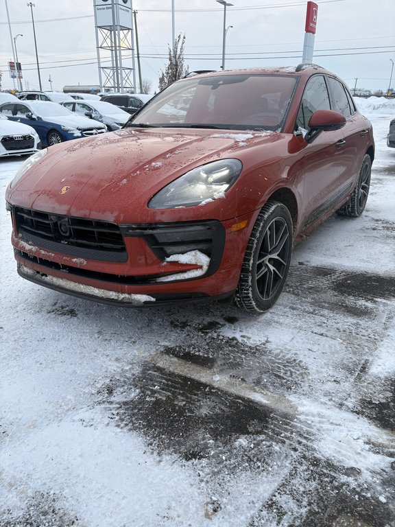 2023 Porsche Macan in , Quebec - 1 - w1024h768px