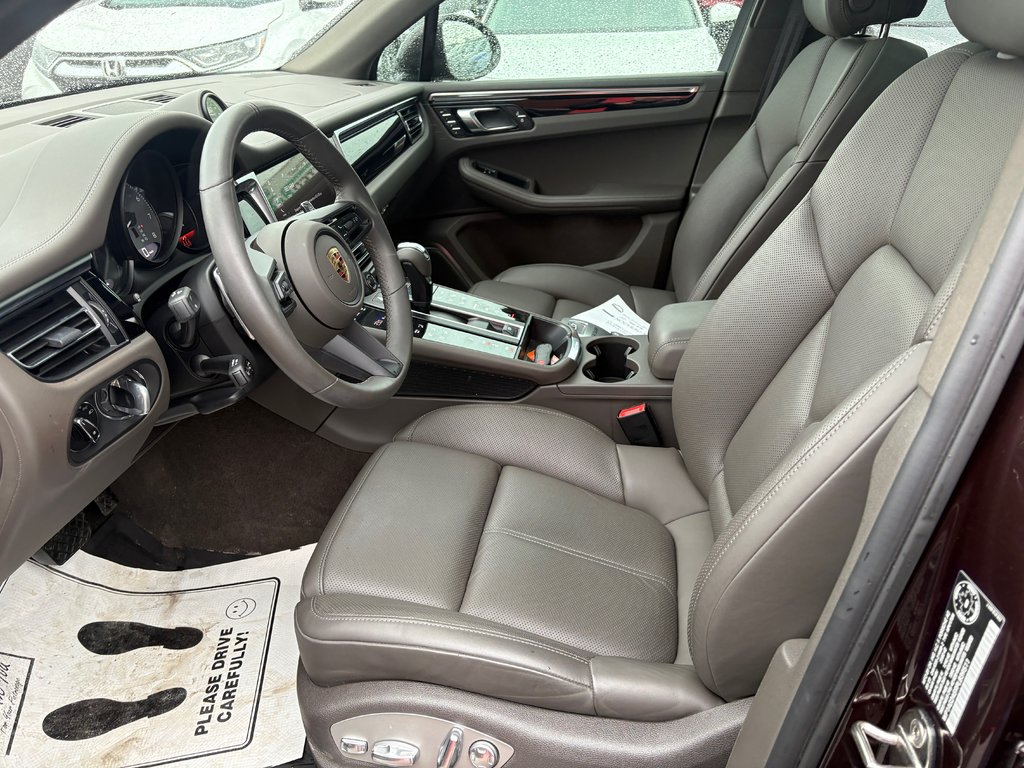 Porsche Macan S 2023 à Montréal, Québec - 9 - w1024h768px