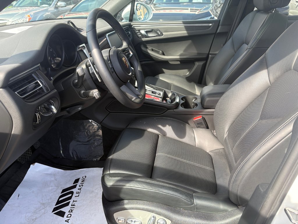 Porsche Macan  2024 à Lachenaie, Québec - 7 - w1024h768px