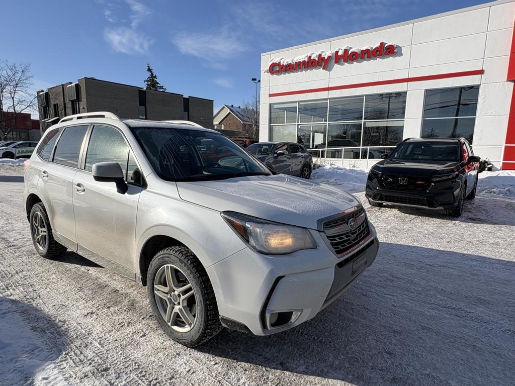 Subaru Forester 2.0XT Touring  JAMAIS ACCIDENTÉ I 8 MAGS I 8 PNEUS I SIEGES CHAUFFANTS I TOIT OUVRANT 2018 à , Québec - 1 - w1024h768px