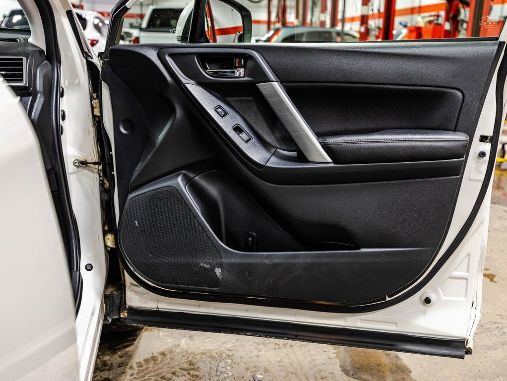 Subaru Forester 2.0XT Touring  JAMAIS ACCIDENTÉ I 8 MAGS I 8 PNEUS I SIEGES CHAUFFANTS I TOIT OUVRANT 2018 à , Québec - 18 - w1024h768px