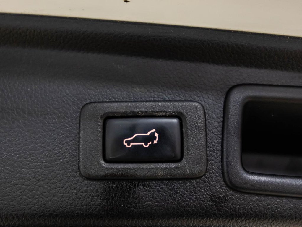 Subaru Forester 2.0XT Touring  JAMAIS ACCIDENTÉ I 8 MAGS I 8 PNEUS I SIEGES CHAUFFANTS I TOIT OUVRANT 2018 à , Québec - 16 - w1024h768px