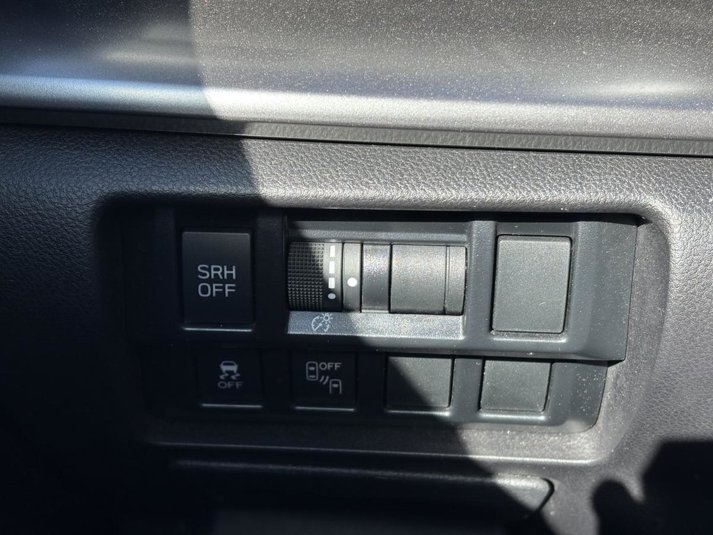 2017 Subaru Impreza Sport-tech à hayon 5 portes JAMAIS ACCIDENTÉ CUIR TOIT OUVRANT in , Quebec - 8 - w1024h768px