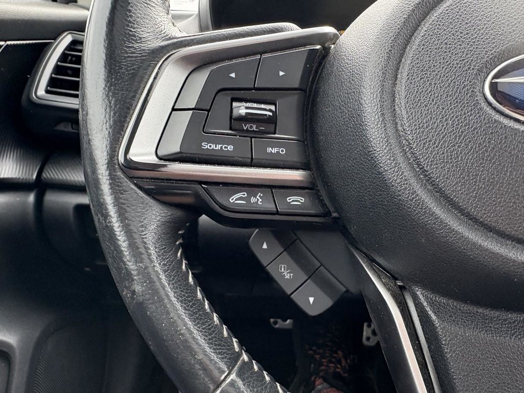 Subaru Impreza 2.0i Sport TOIT OUVRANT I MAGS I SIEGES CHAUFFANTS I CAMERA 2019 à , Québec - 8 - w1024h768px
