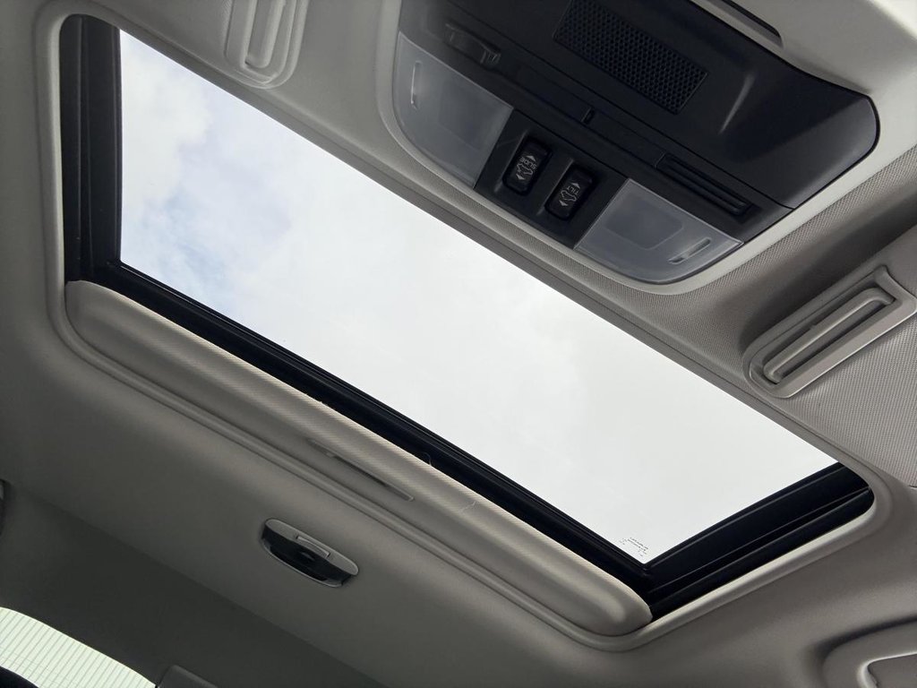 Subaru Impreza 2.0i Sport TOIT OUVRANT I MAGS I SIEGES CHAUFFANTS I CAMERA 2019 à , Québec - 12 - w1024h768px