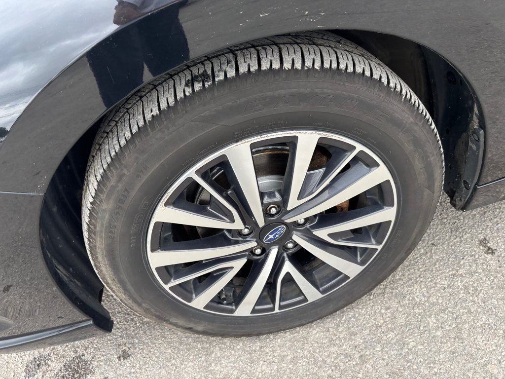 2018 Subaru Legacy Touring in Montréal, Quebec - 12 - w1024h768px