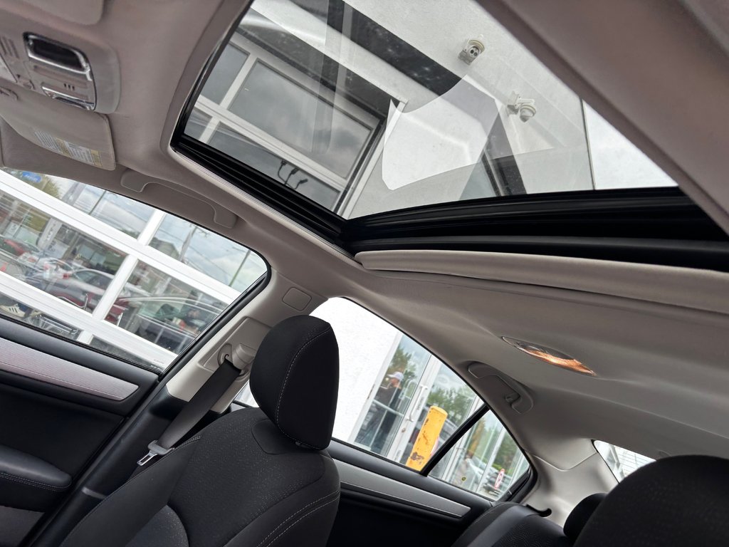 2018 Subaru Legacy Touring in Montréal, Quebec - 7 - w1024h768px