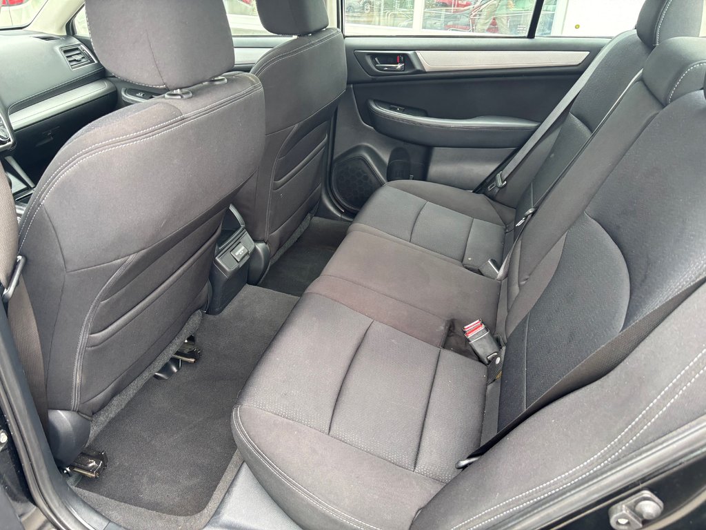 2018 Subaru Legacy Touring in Montréal, Quebec - 5 - w1024h768px