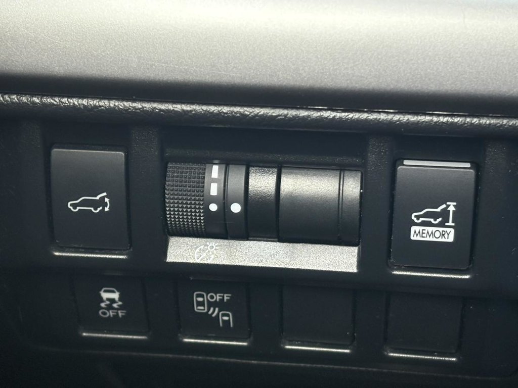 Subaru Outback 2.5i Touring I MAGS I TOIT OUVRANT I CAMERA I SIEGES CHAUFFANTS I SECURITE ACTIVE 2019 à , Québec - 14 - w1024h768px