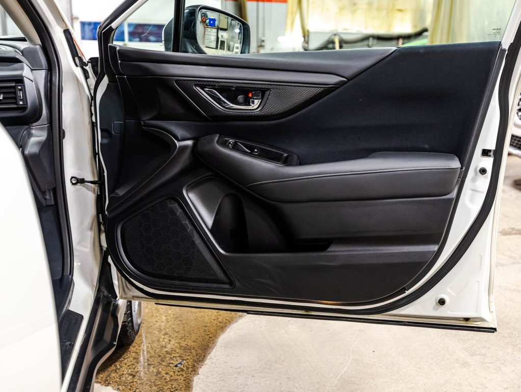 2022 Subaru Outback Touring  JAMAIS ACCIDENTÉ I SIEGES CHAUFFANTS I CAMERA I CARPLAY I MAGS I ACTIVE SECURITY in Montréal, Quebec - 17 - w1024h768px
