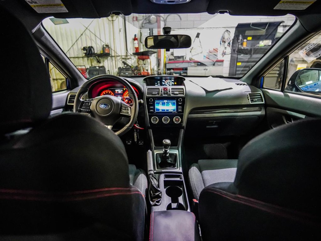 Subaru WRX | AWD | 2.0L | SIEGES CHAUFFANT | BOITE MANUELLE 2017 à , Québec - 16 - w1024h768px