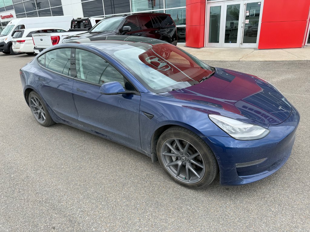 2021 Tesla Model 3 STANDARD RANGE PLUS in Lachenaie, Quebec - 7 - w1024h768px