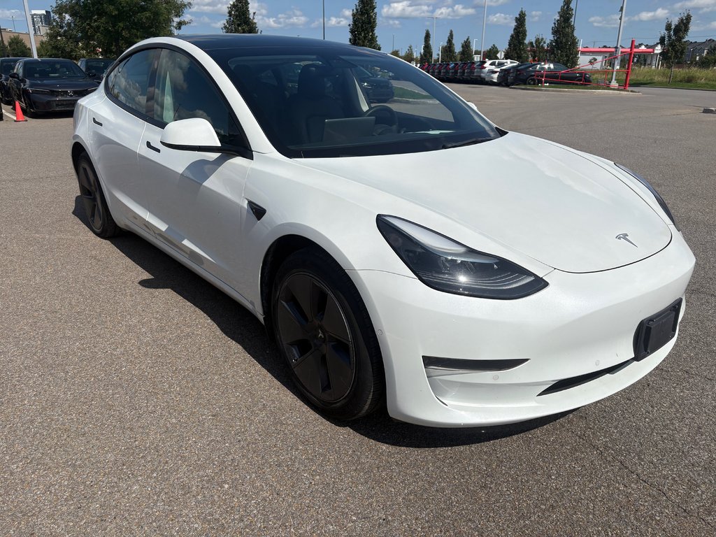 Tesla Model 3  2021 à Lachenaie, Québec - 3 - w1024h768px